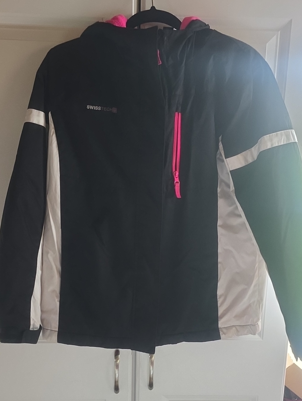 Swiss Tech Girls Black & White Insulated Jacket with Pink Accent